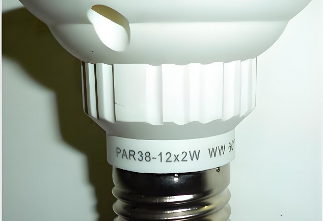 精密激光切割機(jī)功率怎么選