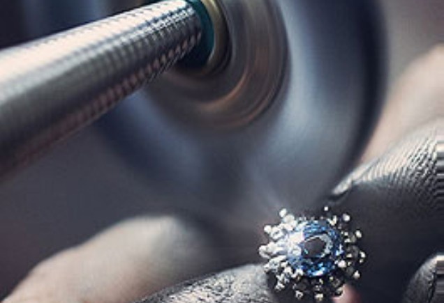 PCB在線激光鐳雕機保養(yǎng)方法